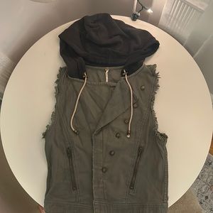 Free people vest